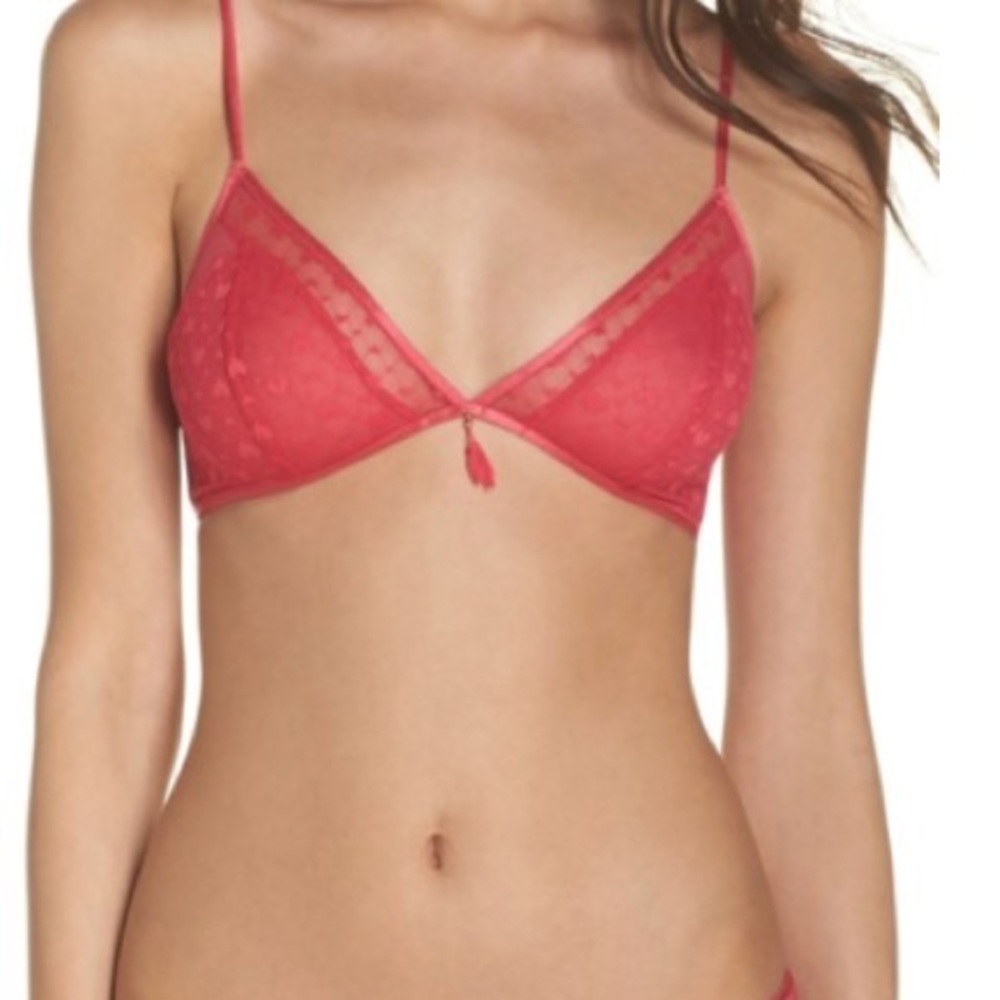 FINAL💵NWT Free People Lucy heart bralette, Small